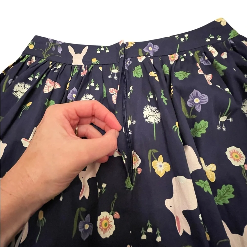 ModCloth x Collectif Spring Skirt Sz 4 Navy Easter Bunnies Butterflies Mushrooms - Picture 5 of 8
